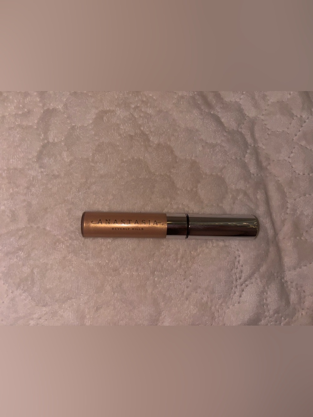 Anastasia Beverly Hills tinted brow gel in the shade blonde